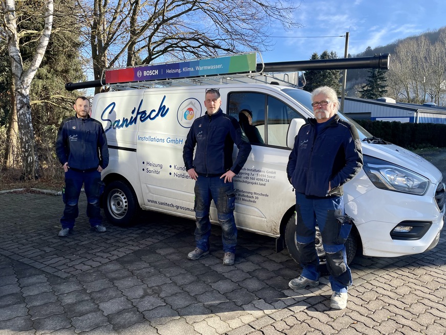 Bild 1  Fa. Sanitech Installations GmbH (v.l. Markus Rother, Ralph Großmann und Eckhard Kirsch). 