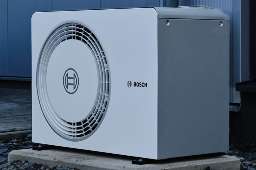 Die Compress 6800i AW ist die leiseste Wärmepumpe von Bosch. Sie ist eine energiesparende, vollelektrische und platzsparende Lösung.