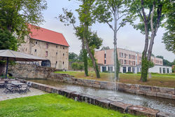 Das Rittergut Störmede in Geseke fasziniert mit alten Gemäuern und moderner Architektur.  - © Keuco