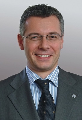 Volker Mauel: Zahlreiche Umwälzpumpen arbeiten nicht auf der für die vorhandene Heizungsanlage optimalen Regelkennlinie Volker Mauel: Zahlreiche Umwälzpumpen arbeiten nicht auf der für die vorhandene Heizungsanlage optimalen Regelkennlinie