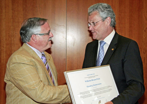 Mit dem Wilhelm-Braun-Preis, der höchsten Ehrung des Fachverbandes, wurde Vorstandsmitglied Hansjörg Zimmermann (l.) ausgezeichnet.