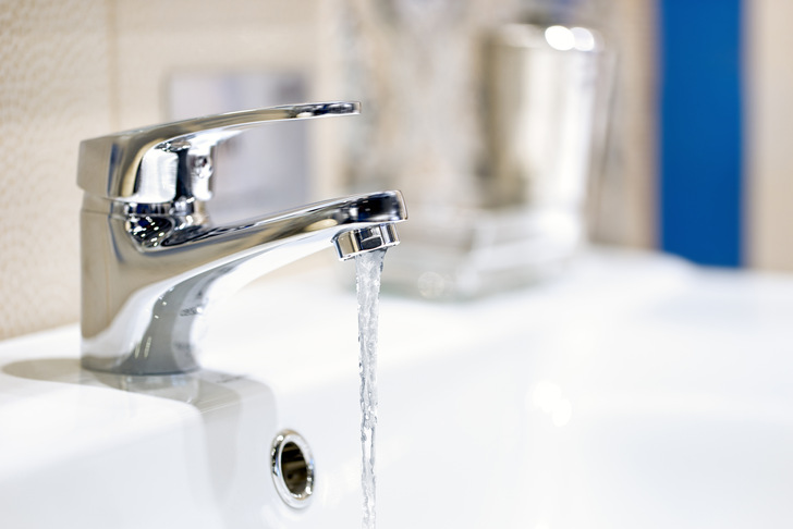 Bild 1: Trinkwasserhygiene ist gerade heute von enormer Bedeutung. - © Bild: Istock / akinshin
