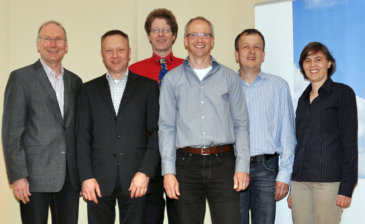 Die neuen Vorstandsmitglieder des FLiB (v.l.): Vorsitzender Wilfried Walther, Stellvertreter Johannes Lötfering, Beisitzer Michael Meyer-Olbersleben, Martin Giebeler, Torsten Bolender und Stefanie Rolfsmeier. - © FLiB e.V.
