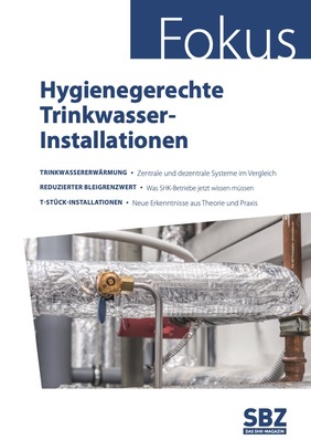 Rohre und Ventile einer Trinkwasserinstallation, dargestellt in einer technischen Innenumgebung.