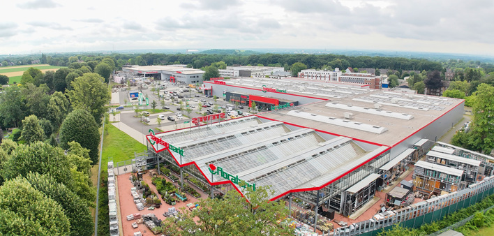 © Bild: Stewes Drei unterirdisch verbaute Regenwasserrückhalteanlagen mit einer Fläche von ca. 51.000 m² sorgen dafür, dass bei Starkregen das Gelände des Bau- und Gartenfachhandels vor Überflutung geschützt ist.