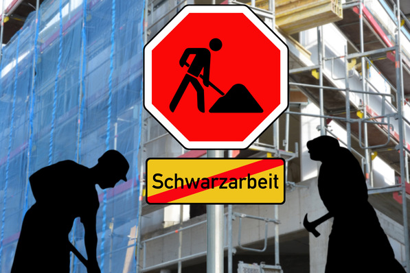 Baustelle mit einem Stoppschild und einem durchgestrichenen Schild "Schwarzarbeit" auf Deutsch. - © Holger Luck - stock.adobe.com